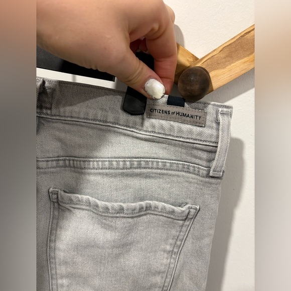 Like new- CITIZENS OF HUMANITY- OLIVIA High rise slim ankle Jean - Picture 3 of 11